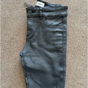 DL1961 coated black skinny jeans. Size 25!